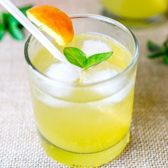 Peach Vanilla Fizz