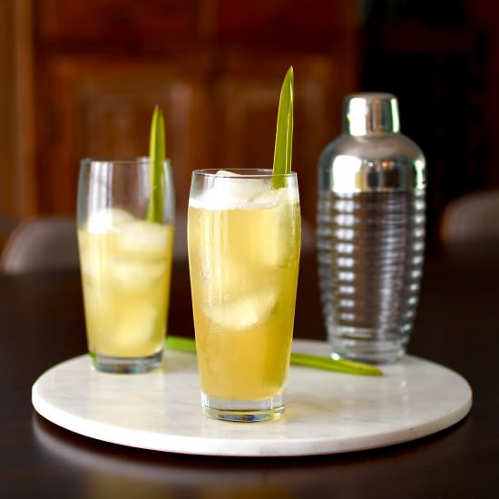 Tipsy Pineapple Cocktail