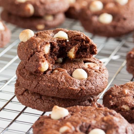 White Chocolate Chip Fudge Cookies
