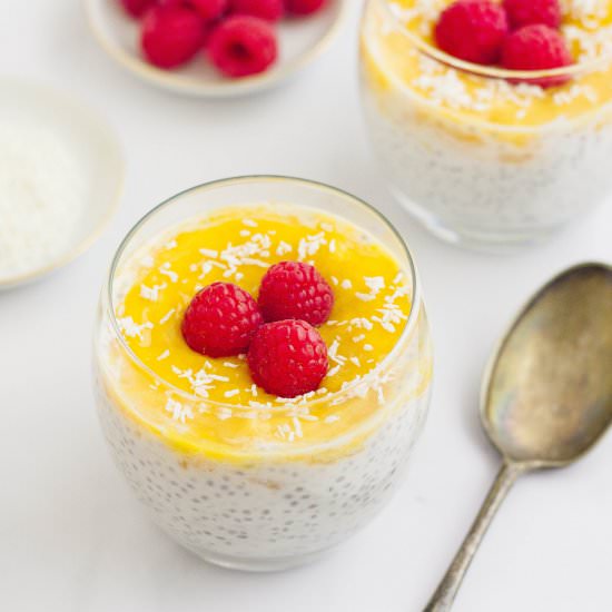 Banana Coconut Milk with Chia Seeds