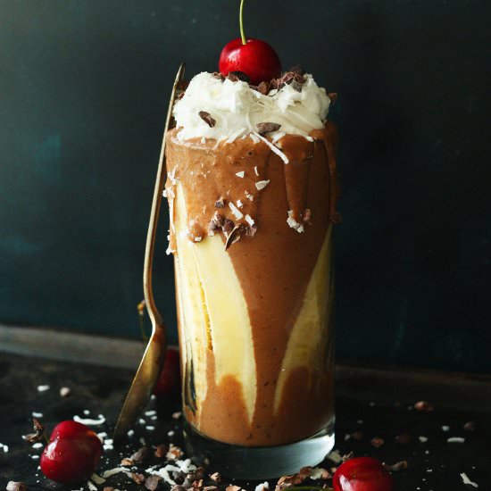Banana Split Smoothie