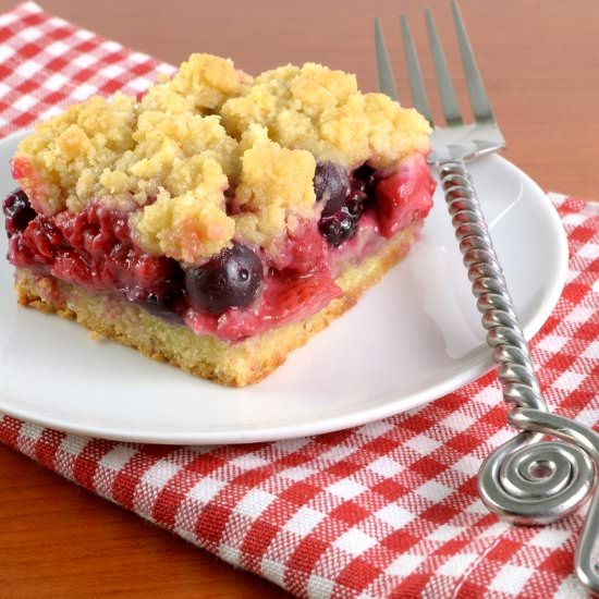 Mixed Berry Crumb Bars