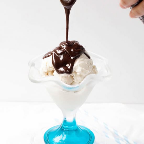 Chewy Hot Fudge Sauce