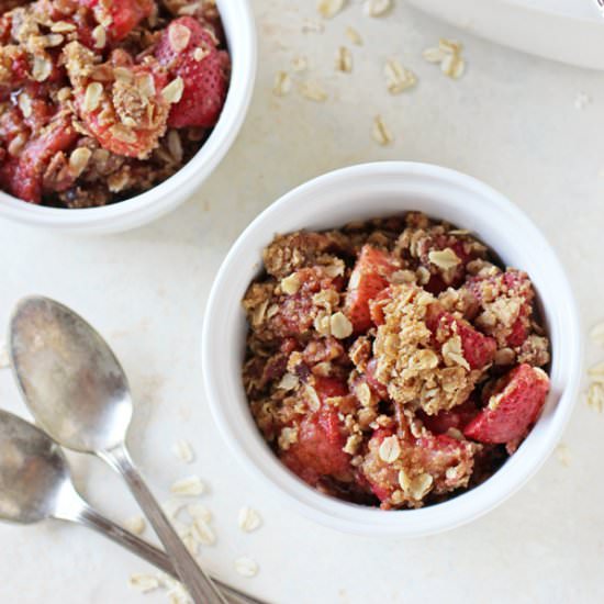 Vegan Strawberry Crumble