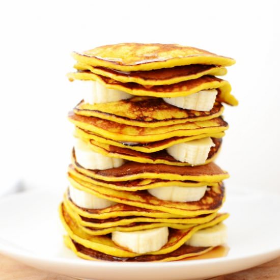 Banana and Turmeric Pancakes