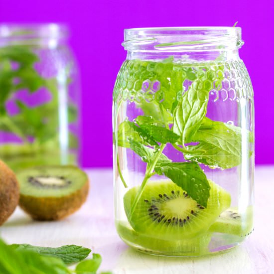 kiwi and mint infused water