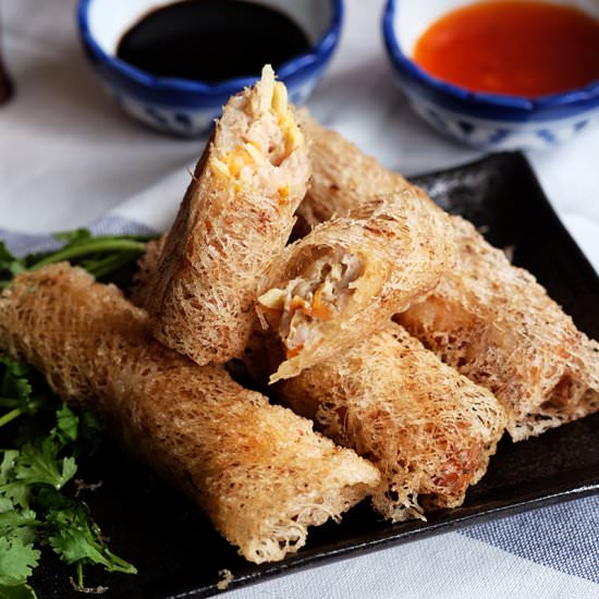 Netted Spring Rolls