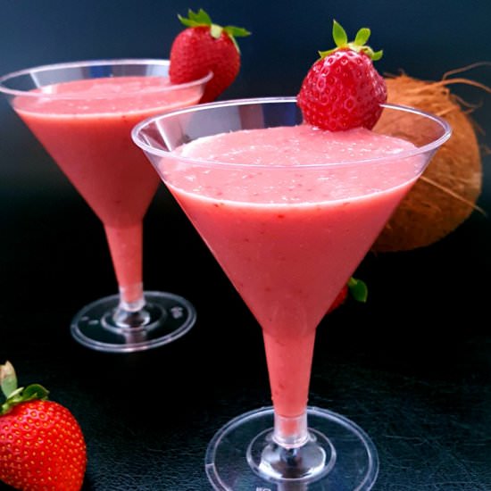 Fruity smoothie (in Bulgarian)