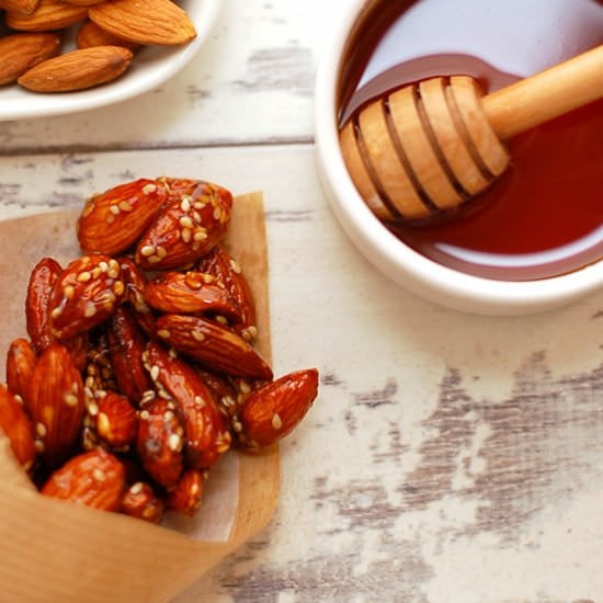 Roasted Almonds in Maple Glaze