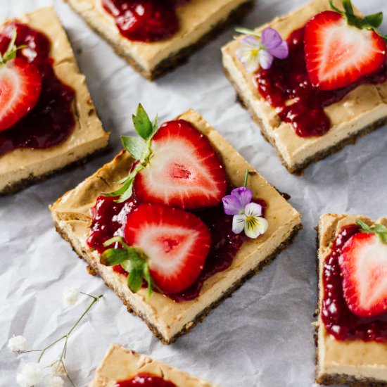 Skinny Strawberry Cheesecake Bars