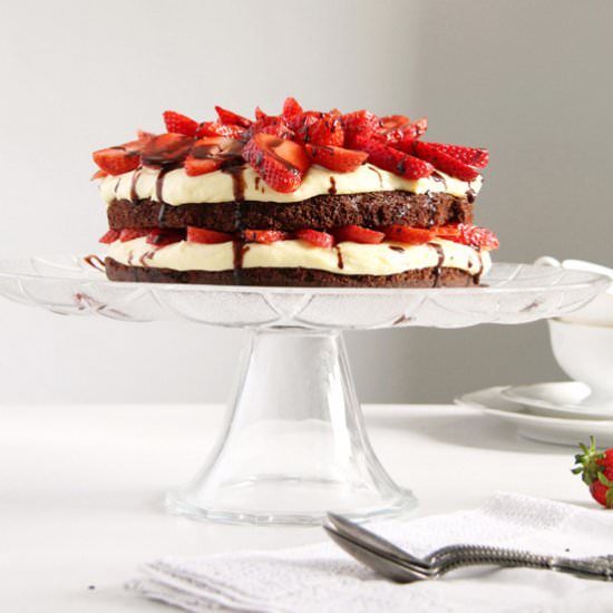 Brownie Strawberry Torte