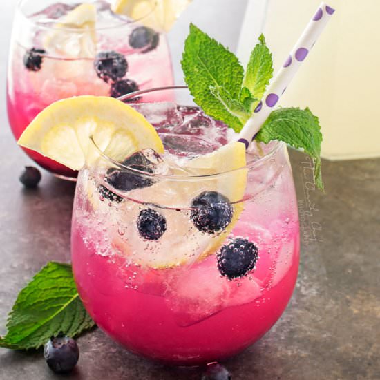 Sparkling Blueberry Lemonade