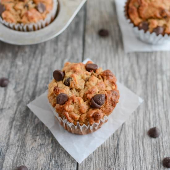 Peanut Butter Banana Oat Muffins