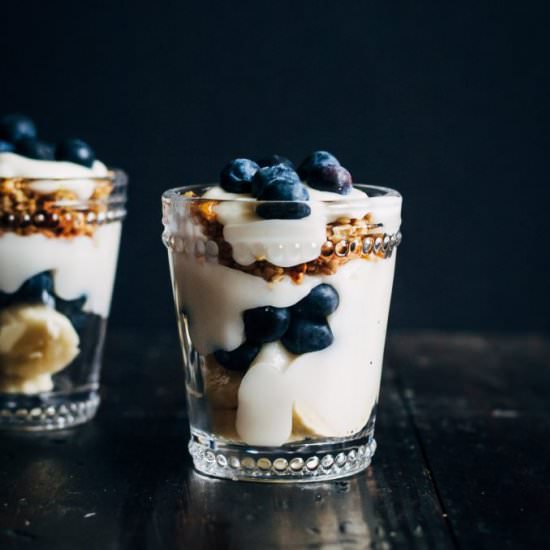 Vanilla Yogurt Parfaits