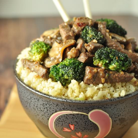 Paleo Beef and Broccoli Stir Fry