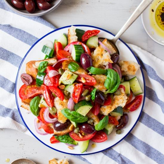 Summer Panzanella salad