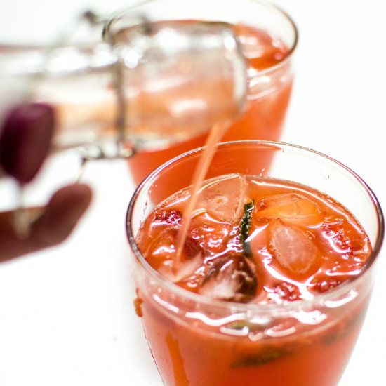 Strawberry & Mint Lemonade