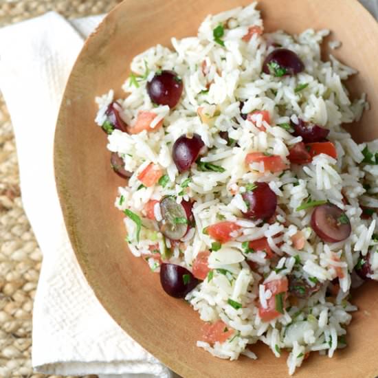 MEXICAN RICE AND GRAPE SALAD