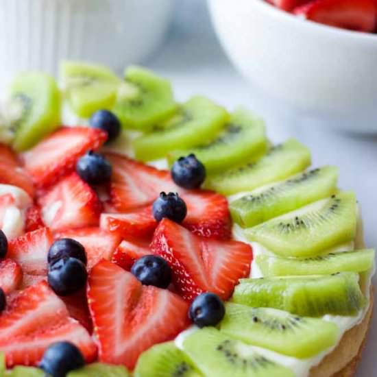 Summer Fruit Pizza