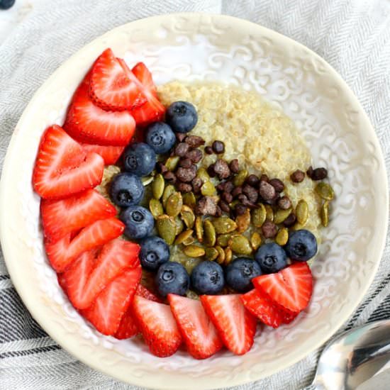 Quinoa Porridge with Mixed Berries
