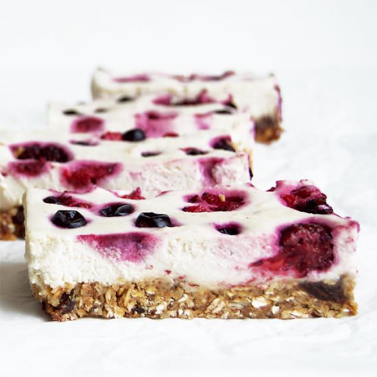 Vegan Granola Cheesecake Bars