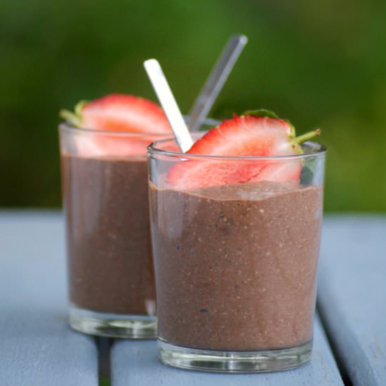 Vegan Blended Chia Chocolate Mousse