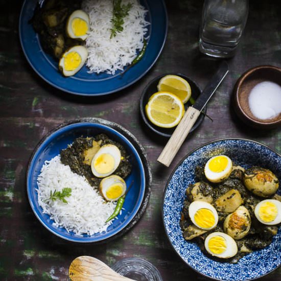 Spinach and Egg Curry