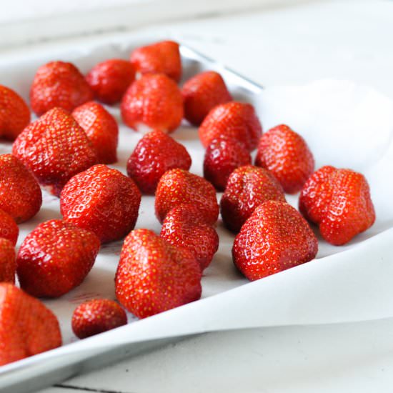 How to Freeze Strawberries
