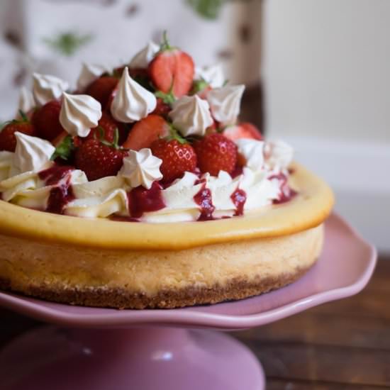 Eton Mess Cheesecake