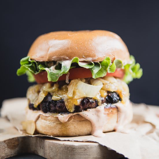 Classic Cheeseburger & Secret Sauce