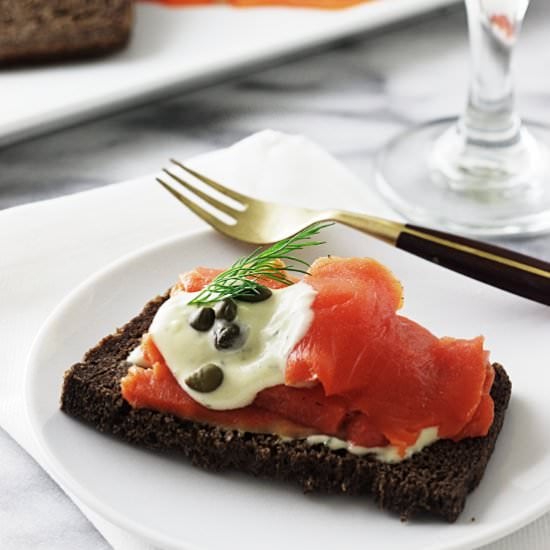 Salmon Gravlax