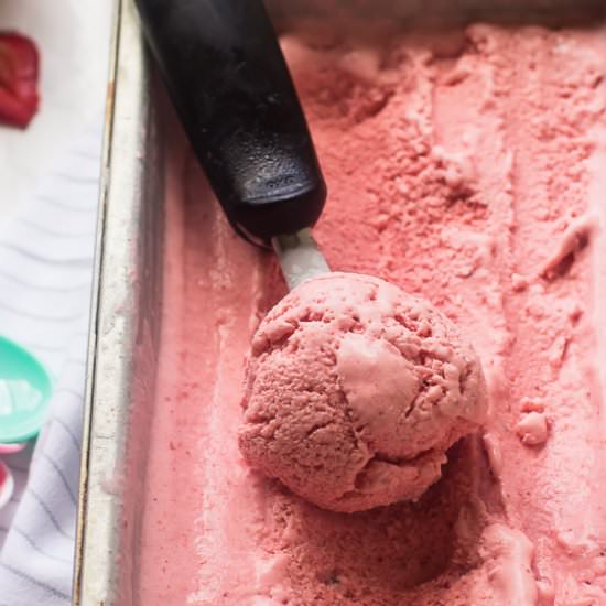 Vegan Strawberry Coconut Ice Cream
