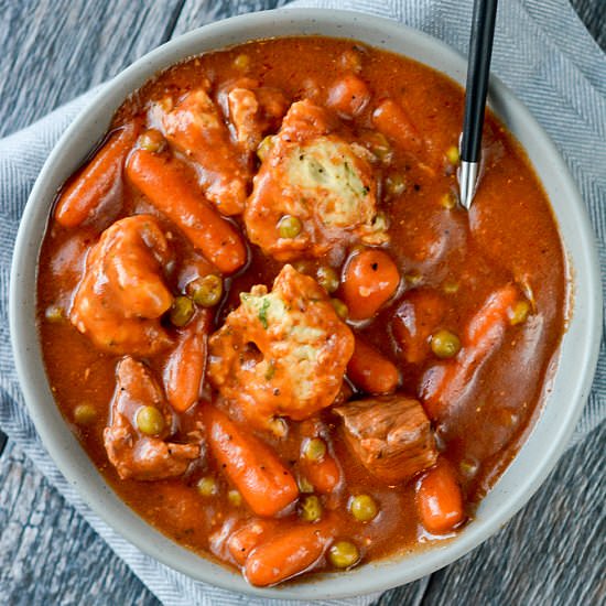 Slow Cooker Beef Dumpling Stew