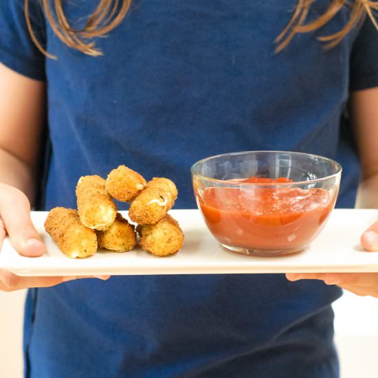 Fried Mozzarella Sticks