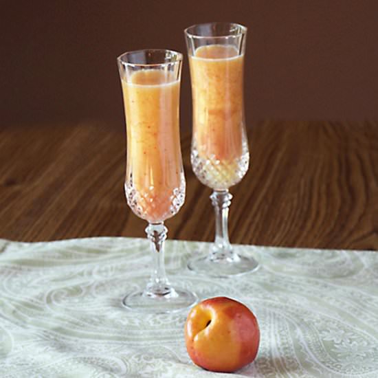 Refreshing Peach Bellini