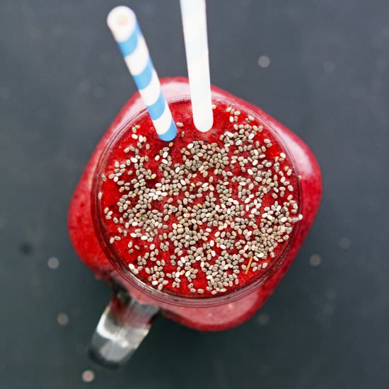 Antioxidant Berry Chia Smoothie