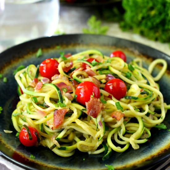 Easy Bacon Tomato Zucchini Noodles