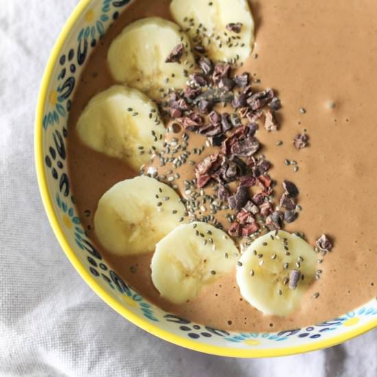 Chocolate Hazelnut Smoothie Bowl