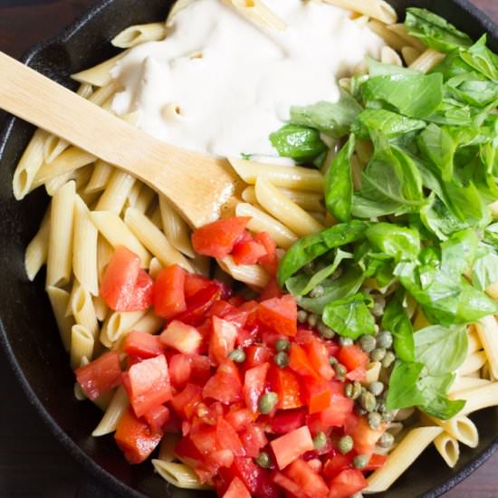 Creamy Vegan Tomato Basil Pasta