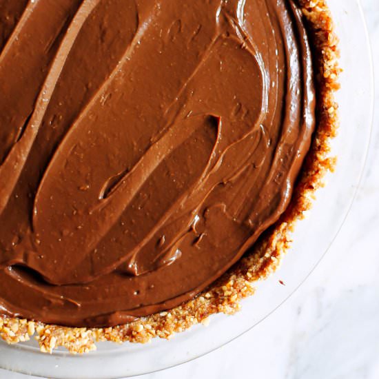 Vegan Chocolate Avocado Pudding Pie
