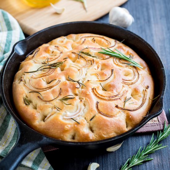 No knead Garlic rosemary Focaccia