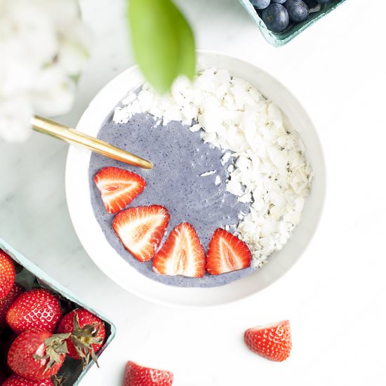 4th of July Blueberry Smoothie Bowl