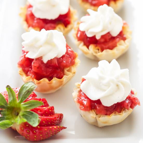 No Bake Strawberry Pie Bites