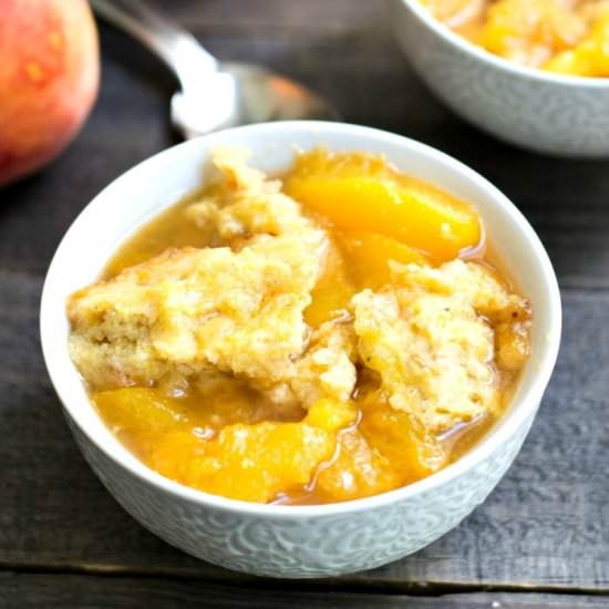 Crock Pot Peach Cobbler
