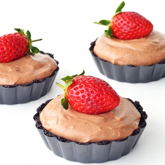 Mini Strawberry Nutella Mousse Pies