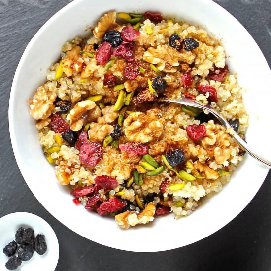 Quinoa Breakfast Bowl