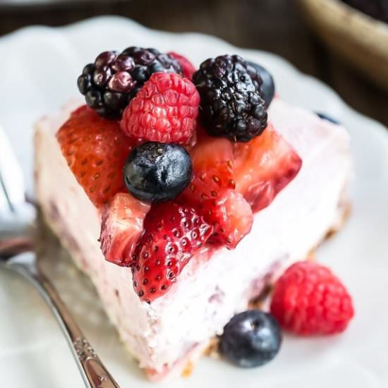 MIXED BERRY CHEESECAKE