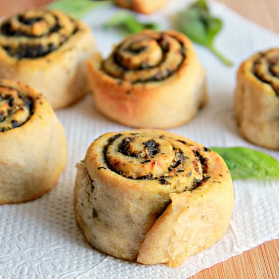 Basil Pesto And Cheese Rolls