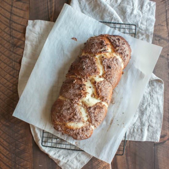 Cinnamon Sugar Pecan Challah Braid