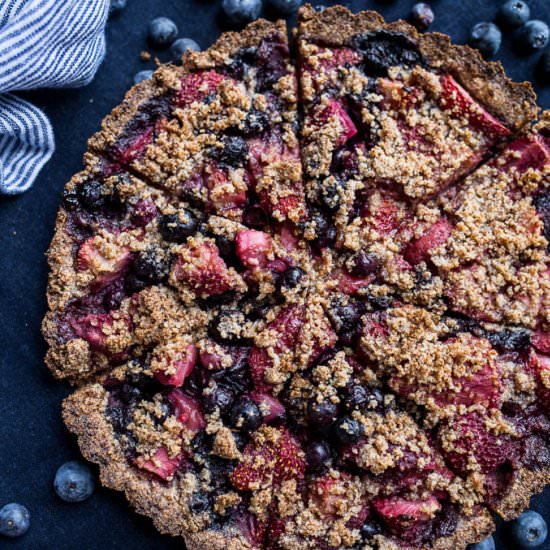 Mixed Berry Crumble Tart